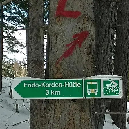 Karasek Deluxe Apartment *