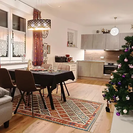 Karasek Deluxe Apartment Sattendorf