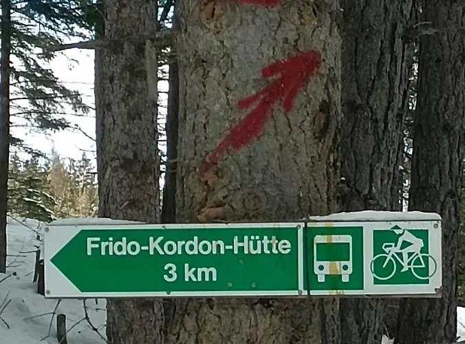 Karasek Deluxe Apartament *